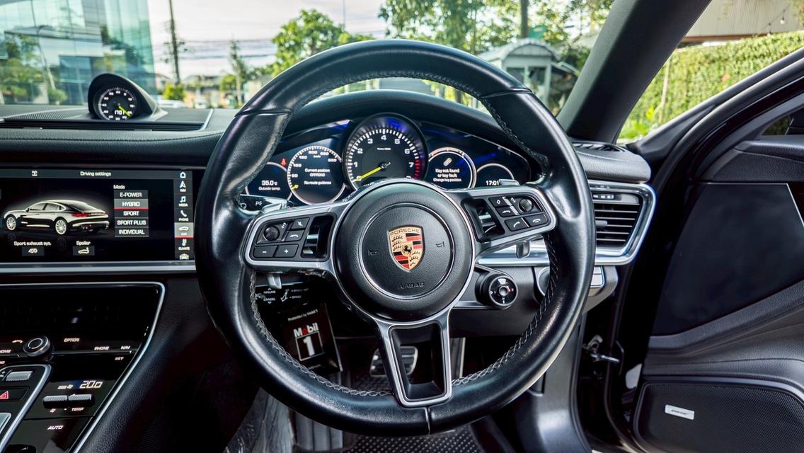 Porsche Panamera 4 E-Hybrid ปี 2018 รูปที่ 5