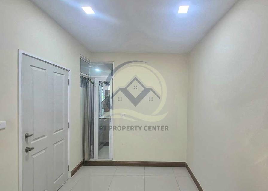 ขาย ทาวน์เฮ้าส์ 2 ชั้น หมู่บ้านโกลเด้นทาวน์ 2 บางแค ซอยกาญจนภิเษก 5/1 10