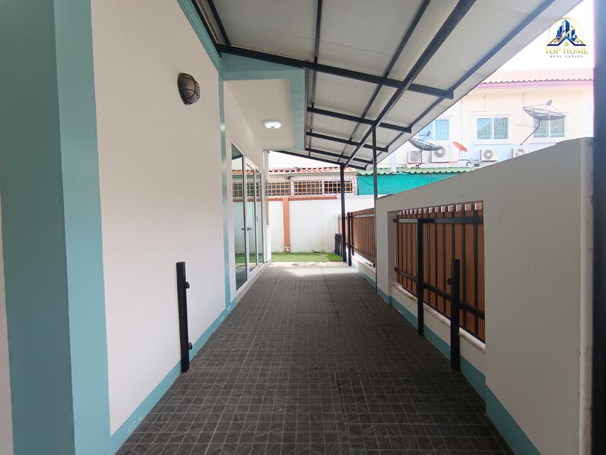 ขายด่วน! บ้านแฝด 2 ชั้น สไตล์บ้านเดี่ยว หลังริม จอดรถได้หลายคัน 📍หมู่บ้านอรุณวรรณ 4 8