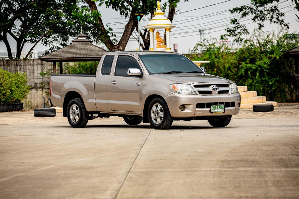 #Toyota Hilux #Vigo Cab 2.7 G ปี 2005 🤎 สีน้ำตาล | เกียร์อัตโนมัติรถบ้านสวย สภาพดี รูปย่อยที่ 3