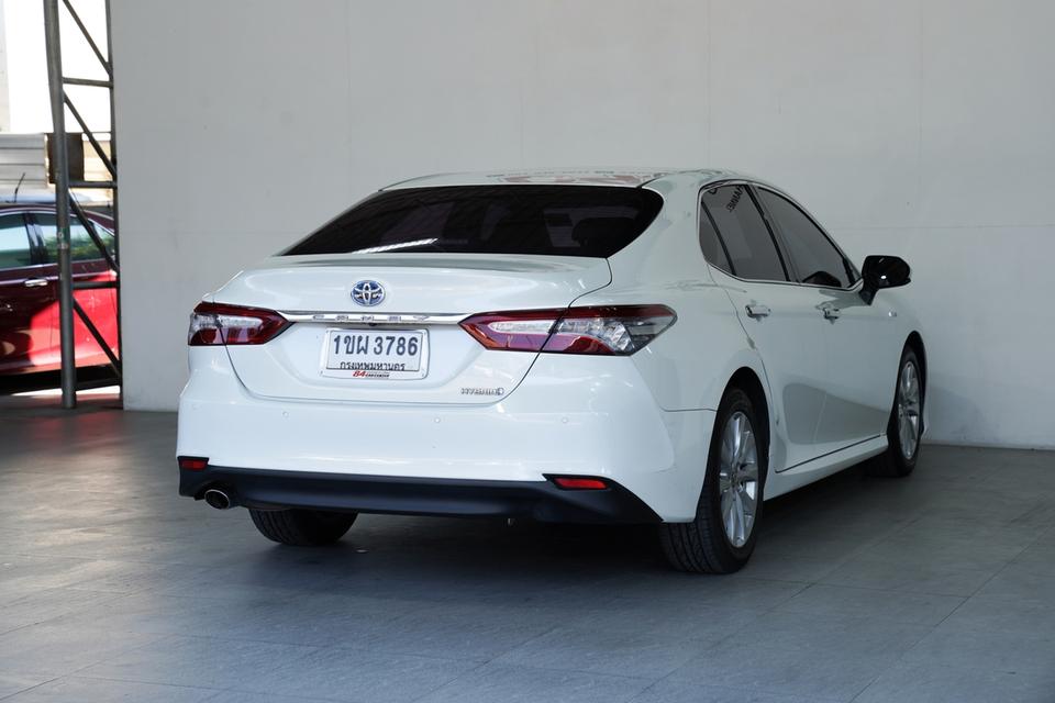 TOYOTA CAMRY 2.5 HYBRID AT ปี2020 จดปี 2021 รหัส 84CCT3786 2