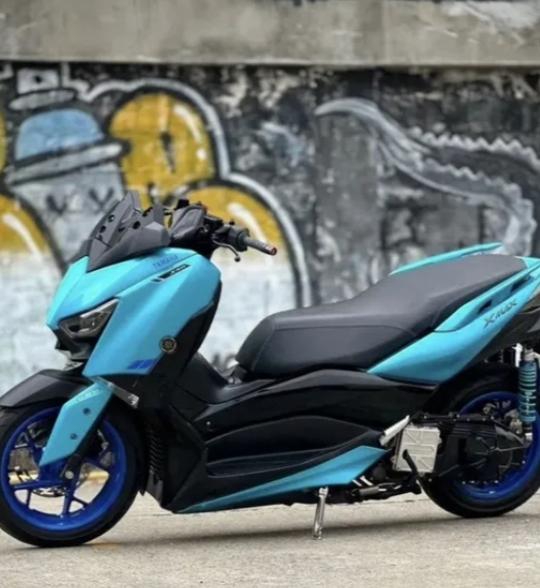 Yamaha Xmax สีฟ้าาาาา 3