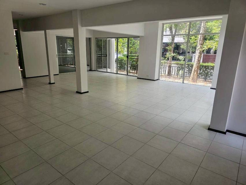 ขาย โนเบิลทารา งามวงศ์วาน 96 ตารางวา 3 ห้องนอน 4ห้องน้ำ ถือกระเป๋าเข้าอยู่ได้เลย เจ้าของขายเอง สนใจติดต่อ 086-8303315 14