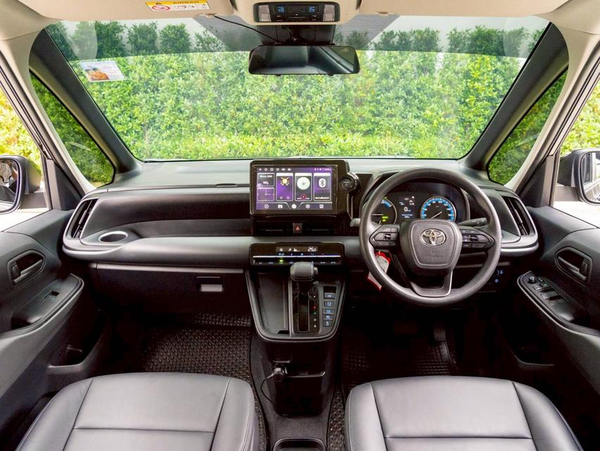 Toyota Noah X 1.8Hybrid ปี24 12