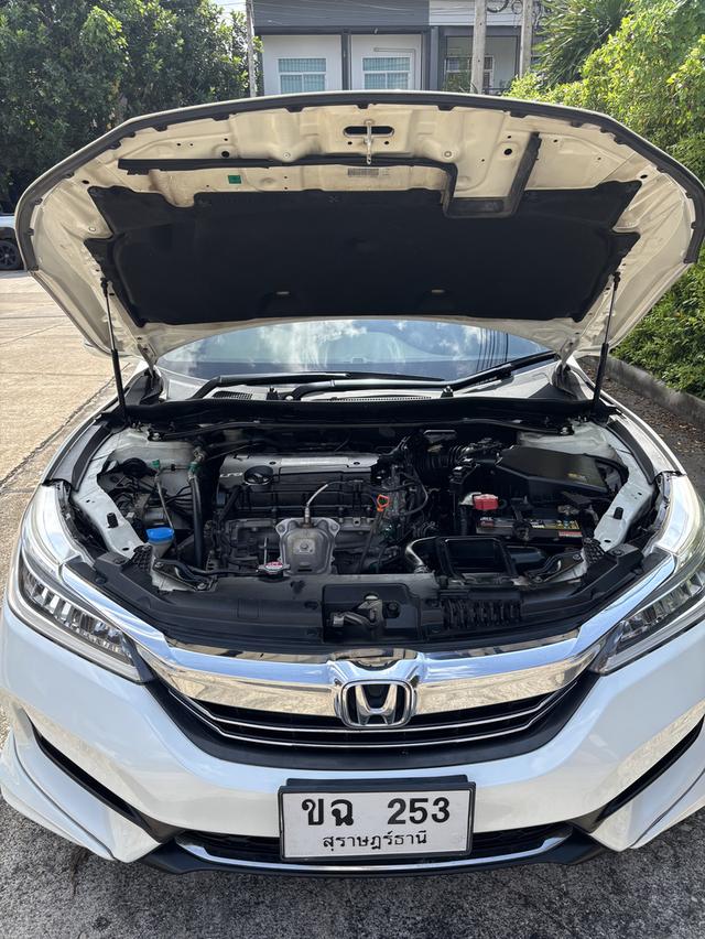 Honda Accord ปี16 2.4 Navi