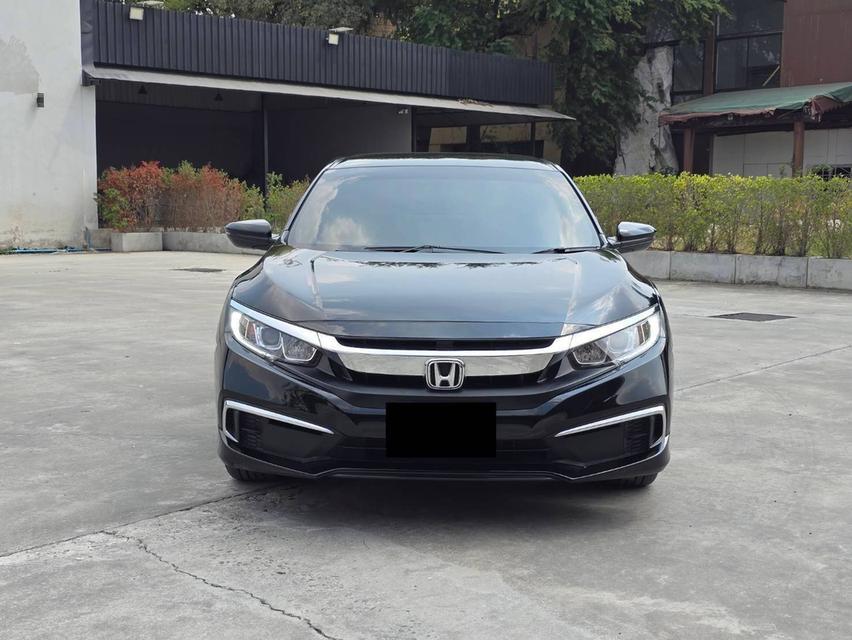 Honda Civic FC 1.8 E สีดำ 2019 รถใช่น้อย ไม่เคยมีอุบัติเหตุ สภาพใหม่ สวยมากๆ 2