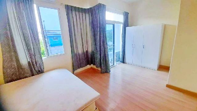 เมกา บางนา 800ม. CASA MRT ศรีลาซาล 3.5 กม. บางนา-ตราด 32 กม.7 ทาวน์โฮม 2 ชั้น 28 ตร.วา.230ตร.ม. เฟอร์ครบ รร.นานาชาติคอนค 3
