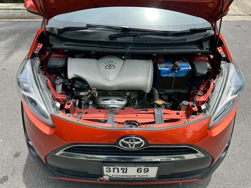 Toyota Sienta Model V 1.5V Dual VVTi / 7AT CVT  20