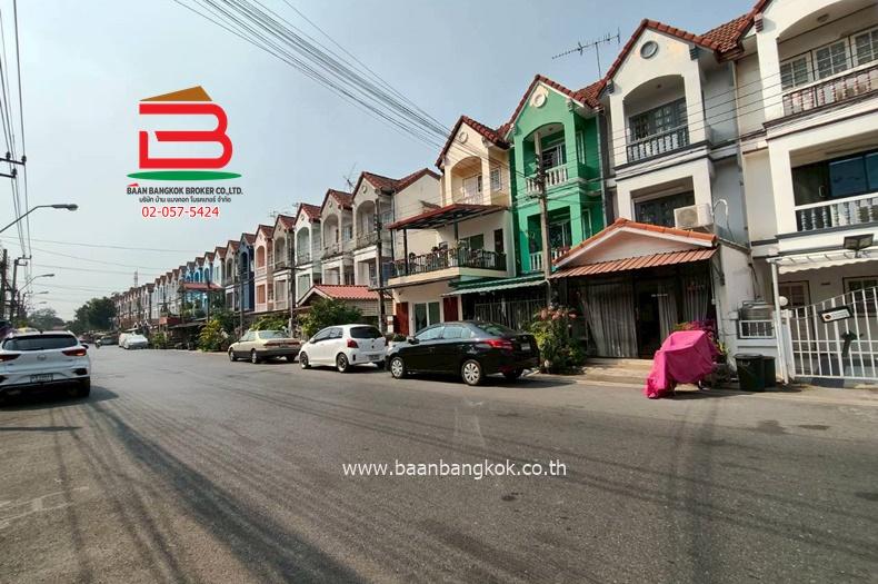 ทาวน์เฮ้าส์ พัธนชัย สายไหม 34 (ใกล้ตลาดเอซี) เนื้อที่ 17 ตรว. แขวงสายไหม เขตสายไหม 2