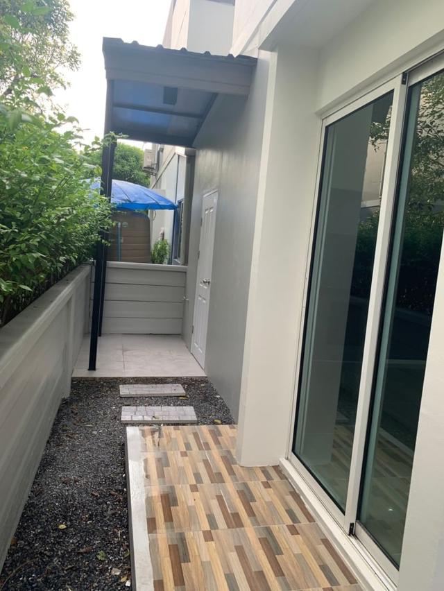 ขายทาวน์เฮาส์ 2 ชั้น,เนื้อที่ 25 ตรว. หมู่บ้านอารียา เดอะคัลเลอร์ เฟส 2 ถนนสุเหร่าคลองหนึ่ง 15 แขวงบางชัน เขตคลองสามวา จังหวัดกรุงเทพมห 3