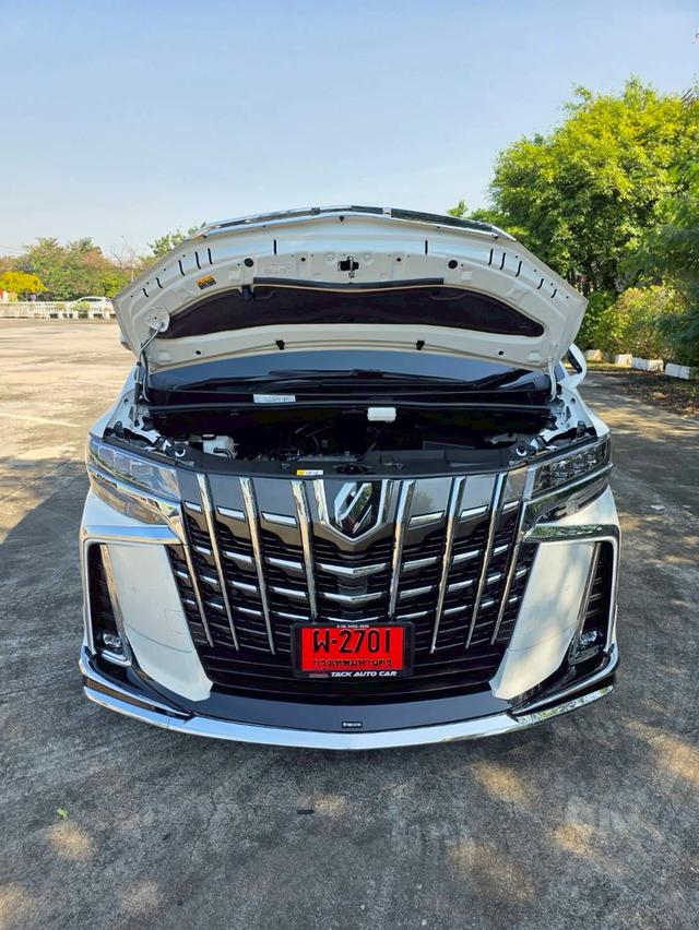 Toyota ALPHARD SC สีขาว ปี 2022 ไมล์ 30,000 กม.  6
