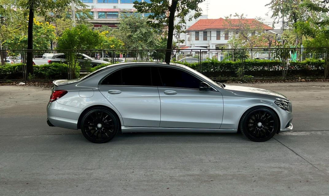 Benz C350e AMG Plug-in Hybrid W205 ปี 2017 4