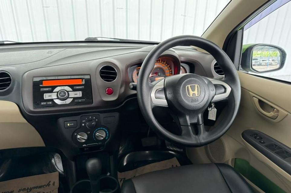 Honda Brio 1.2V เบนซิน เกียร์ออโต้ ปี2012 14