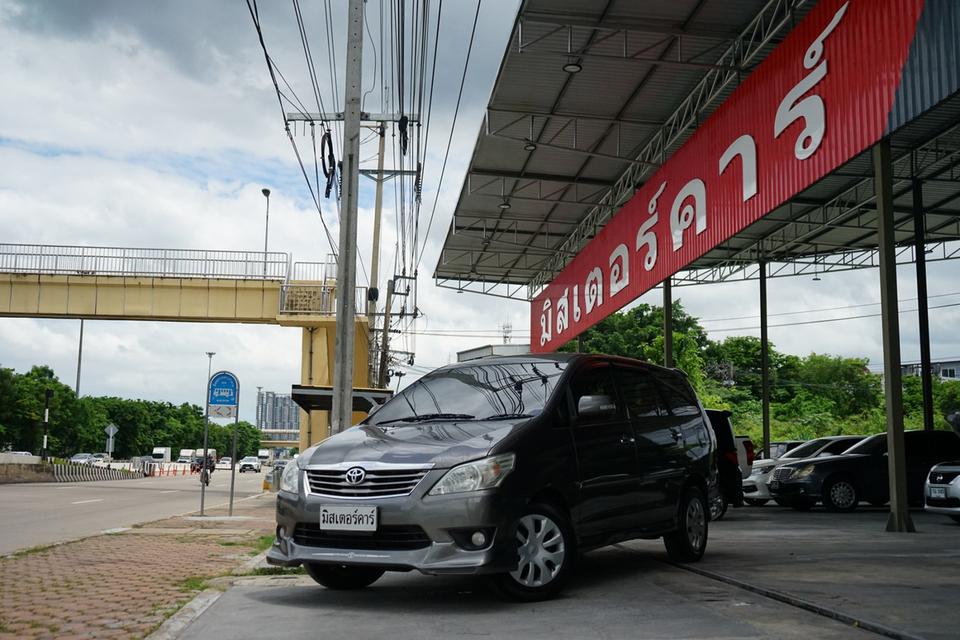 2013 TOYOTA INNOVA 2.0 V