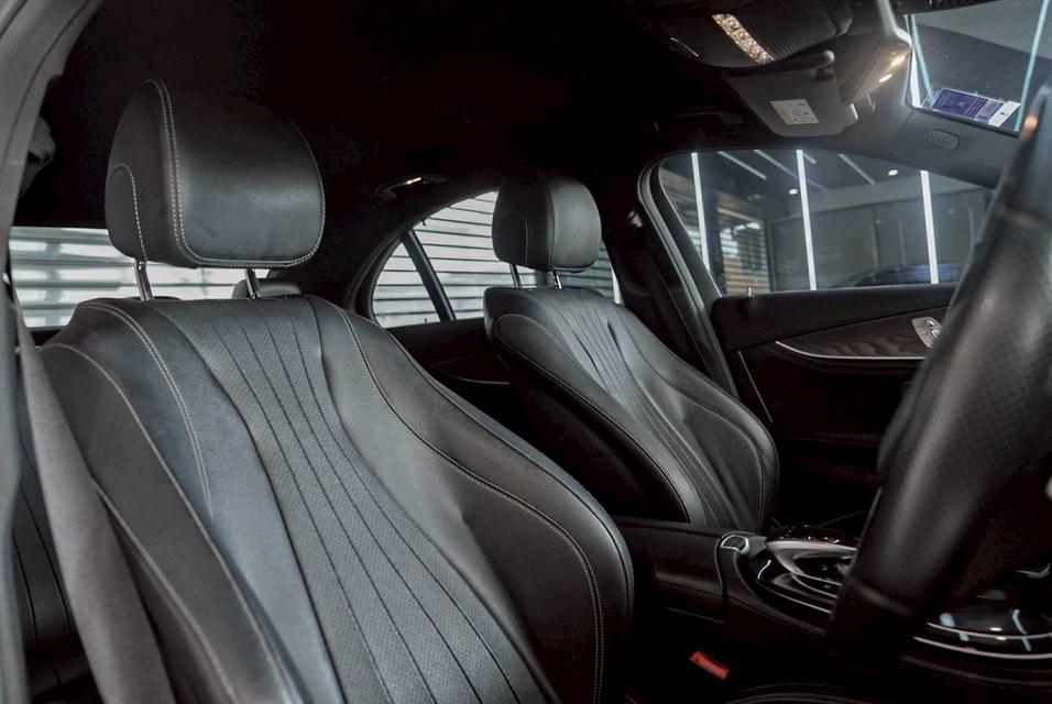 รหัสรถ 67GG183 Mercedes Benz E220d Exclusive A/T ปี 2017 รูปที่ 6