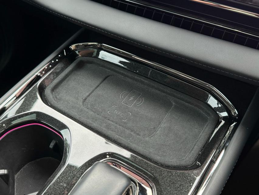 ZEEKR 009 Flagship 6-Seaters AWD ปี 2024 รูปที่ 20