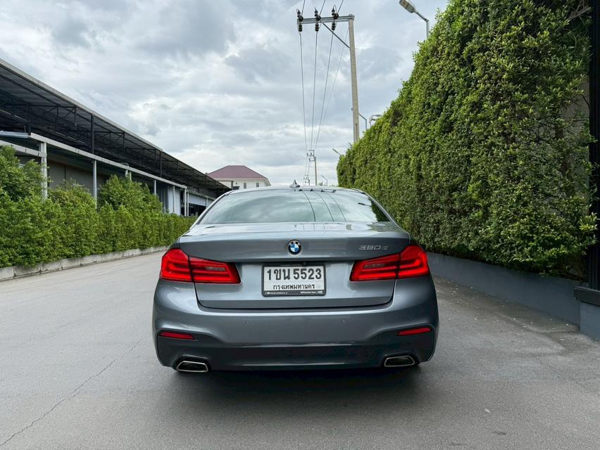 BMW 520 d M-Sport ปี 20 สีเทา ดีเซล ไมล์น้อย 71000 โลแท้ๆ เจ้าของมือเดียวสภาพเหมือนป้ายแดง รถสีเดิม รถออกศูนย์ millennium  7