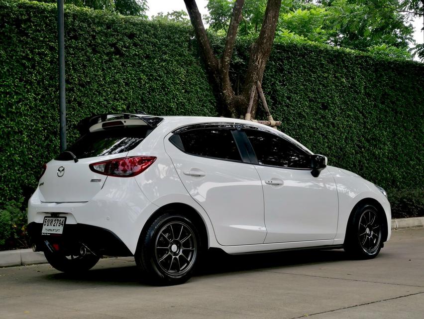 Mazda2 XD High Plus ปี2015 Book serviceครบ  4