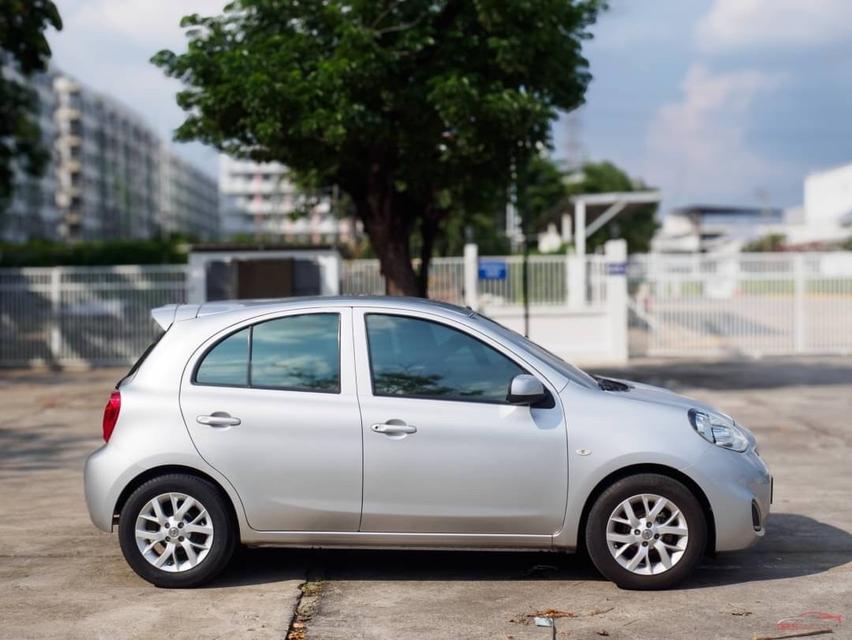 NISSAN MARCH 1.2E เกียร์ออโต้ สีบรอน 2018