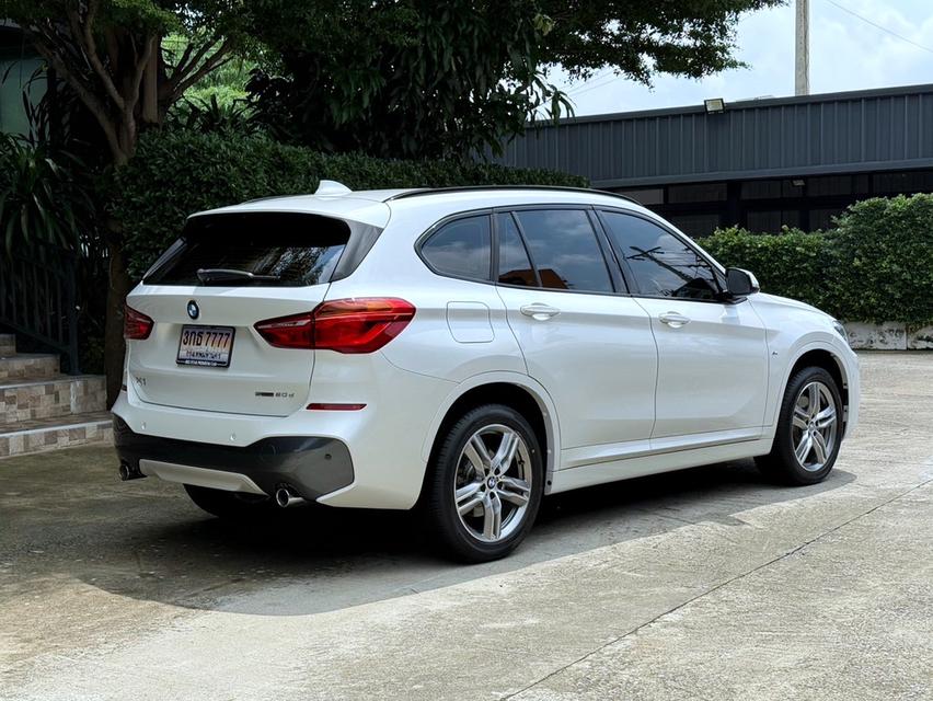 2020 BMW X1 20D MSPORT รถมือเดียวออกป้ายแดง รถวิ่งน้อย เข้าศูนย์ทุกระยะ ไม่เคยมีอุบัติเหตุครับ