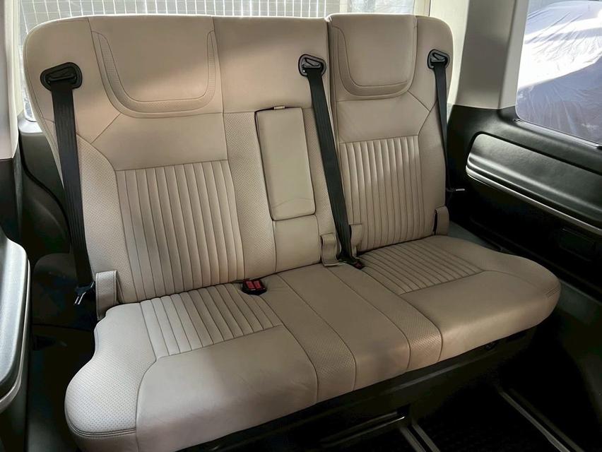 Volkswagen Caravelle 7