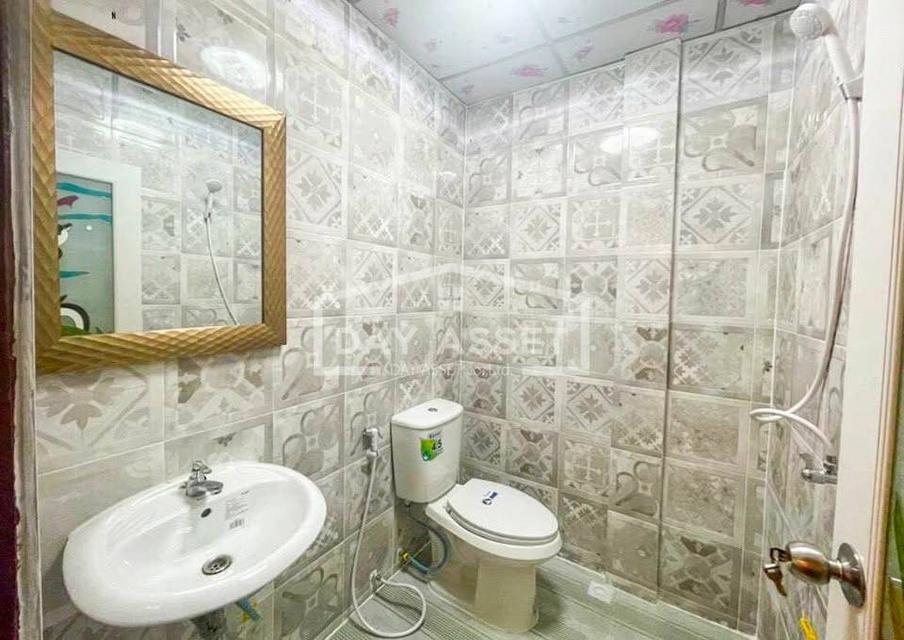 ขายถูกทาวน์เฮ้าส์ 2 ชั้น หมู่บ้านสุรางค์ ซ.แจ้งวัฒนะ-ปากเกร็ด 7 ถ.แจ้งวัฒนะ ต.ปากเกร็ด อ.ปากเกร็ด จ.นนทบุรี 11120 6