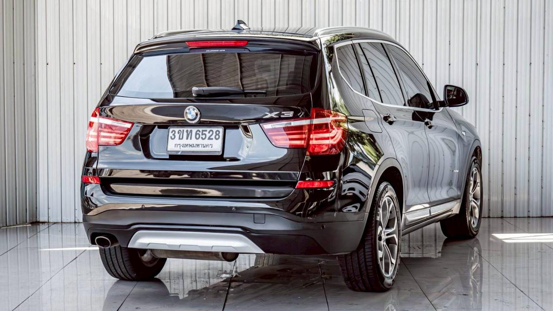 BMW X3 2.0d HIGHLINE ปี 2015 สีดำ โฉม F25 ปี10-18 รูปย่อยที่ 4