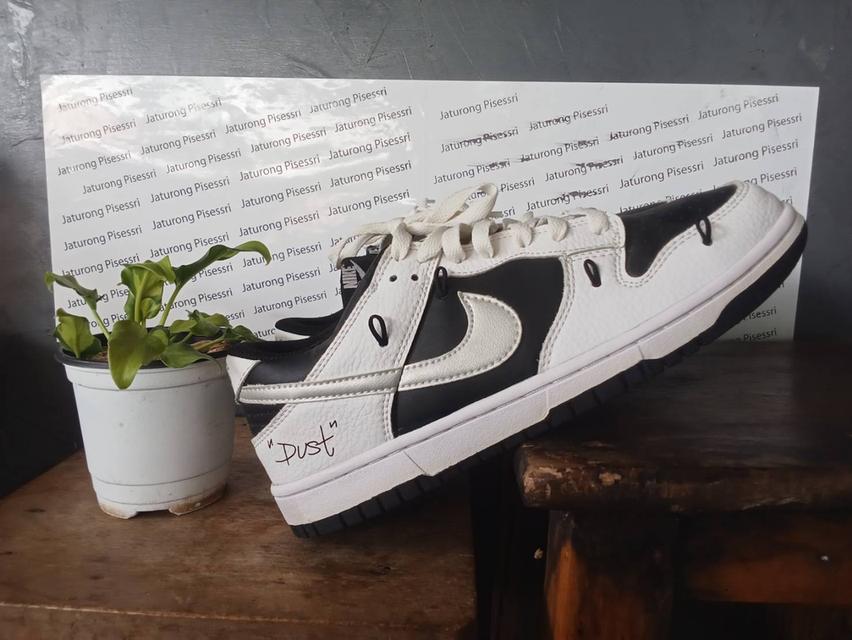 รองเท้าผ้าใบ ยาว 26.5 cm. เบอร์ 42 มือสอง สีดำ ขาว ราคา 390 ส่งฟรี รูปย่อยที่ 3