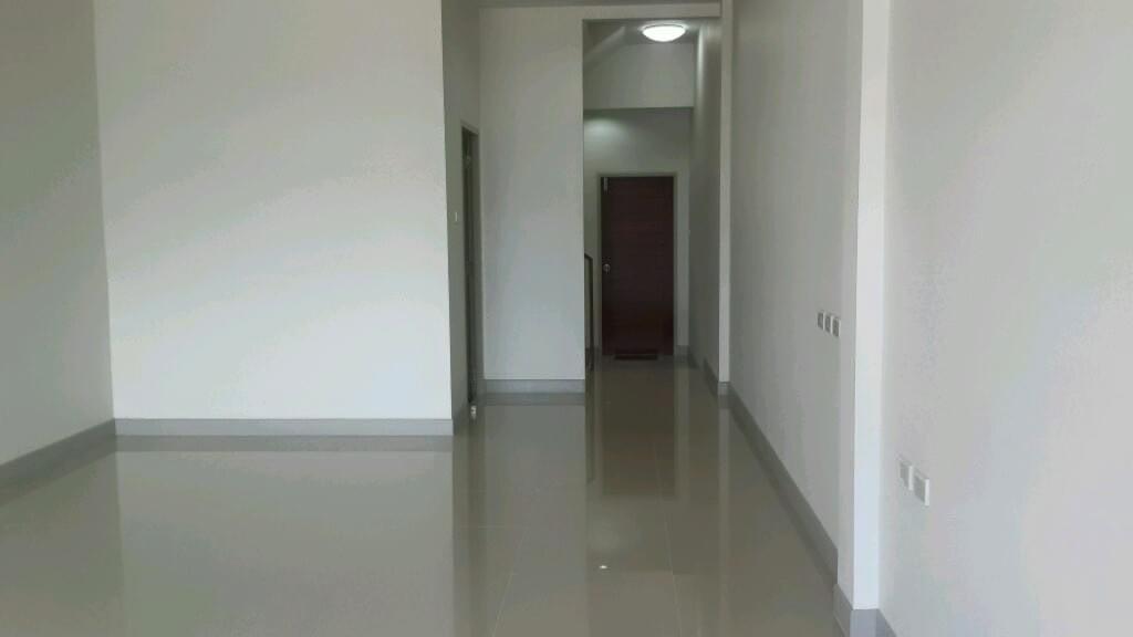 อาคารพาณิชย์ 2 ชั้น พร้อมผู้เช่า อยู่ในโครงการติดถนนเพชรเกษม 4