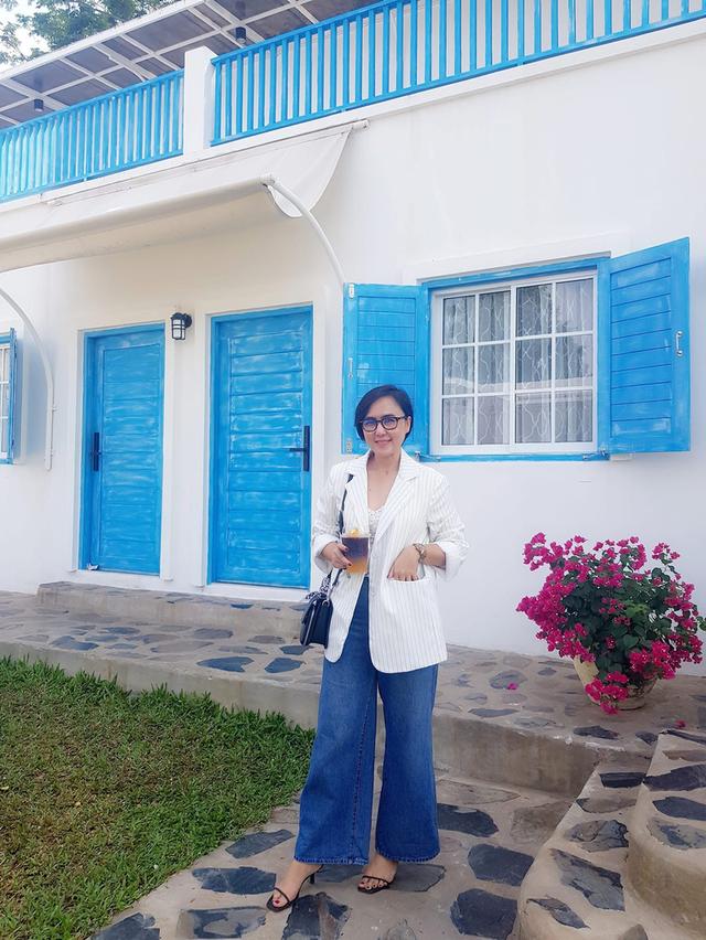 กระเป๋า Charles & Keith