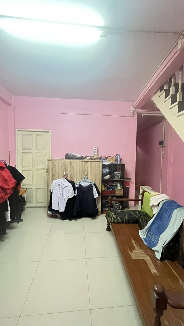 ขายตึกแถว 3 ชั้น ซอยประชาราษฎร์ สาย 1 ซอย 2 ใกล้รถไฟฟ้าสถานีบางโพ ,รถไฟฟ้าสายสีนำ้เงิน 6