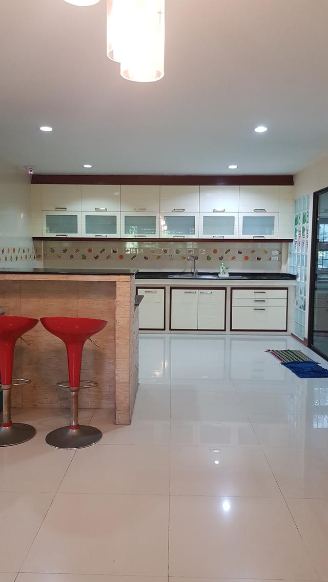 บ้านเดี่ยว2ชั้น​ หลังมุม​ 100ตร.ว. 11