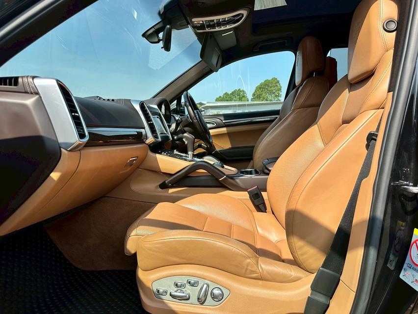 Porsche Cayenne 3.0E hybrid ปี13 14