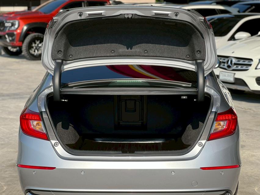 ปี 2019 HONDA ACCORD, 2.0 HYBRID TECH เซอร์วิสศูนย์ทุกระยะ รูปที่ 17