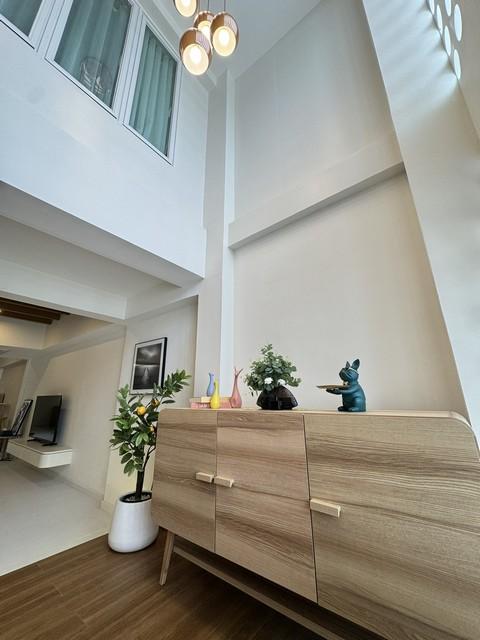 ขายทาวน์เฮ้าส์ 2 ชั้น หมู่บ้าน Khlongtan Nivet คลองตันนิเวศน์ ปรีดีพนมยงค์42 รีโนเวทใหม่ สุขุมวิท 71 ใกล้เอกมัย ทองหล่อ เข้าเมืองสะดวก 8