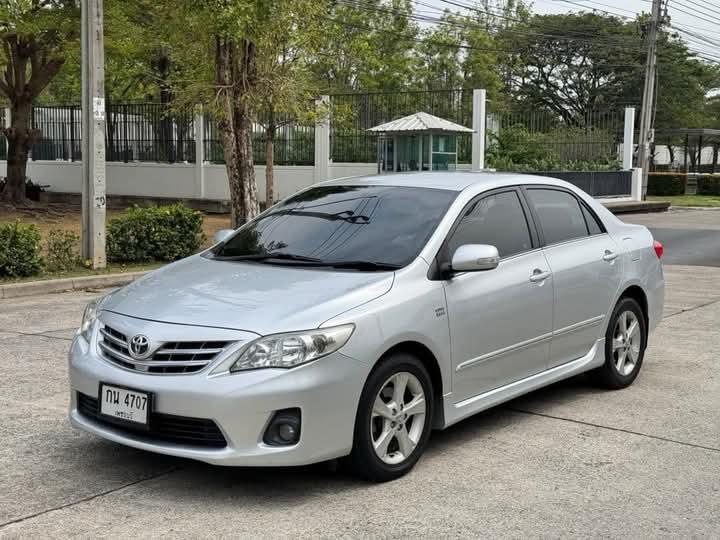 Toyota Corolla Altis สีเทาสวย