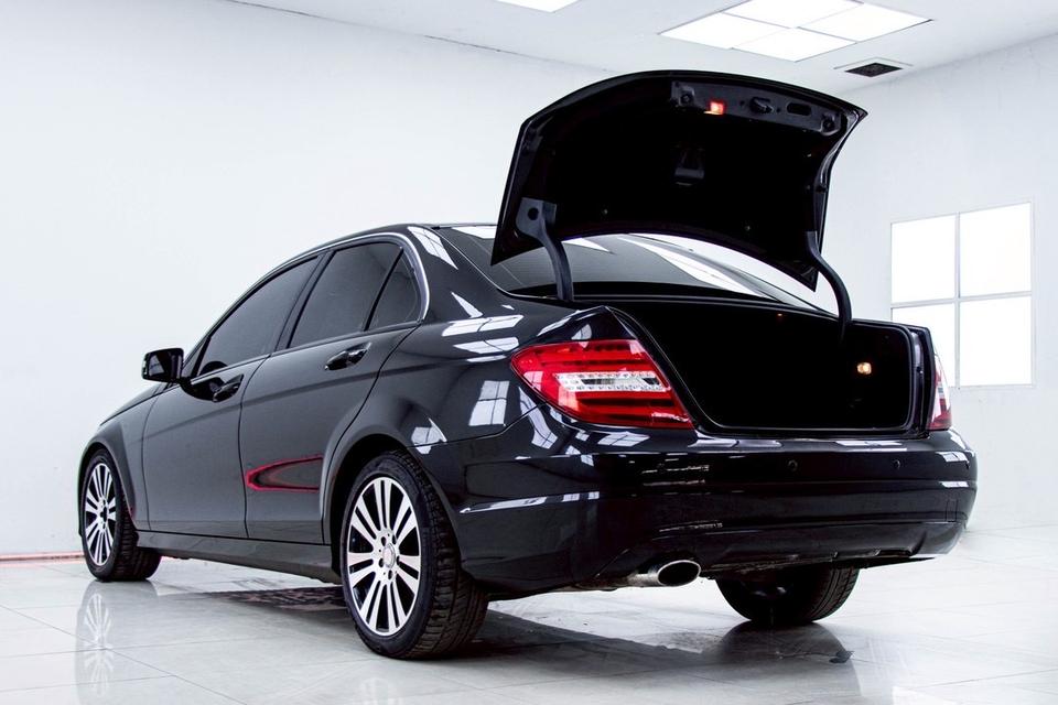 รหัสรถ 5B705 BENZ C200 CGI  W204 1.8 2014 5