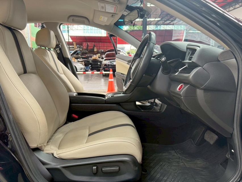 HONDA CIVIC FC 1.8 EL i-VTEC ปี2019รถบ้านแท้ ออพชั่นแน่นเต็มคัน ตัวท็อปสุดในรุ่น 12