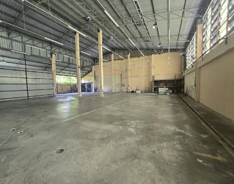 ให้เช่าโกดังพร้อมสำนักงาน 2 ชั้น / พื้นที่ใช้สอยรวม 600 ตารางเมตร / ทำเลย่านโชคชัย 4 / ซอยลาดพร้าววังหิน 47 9