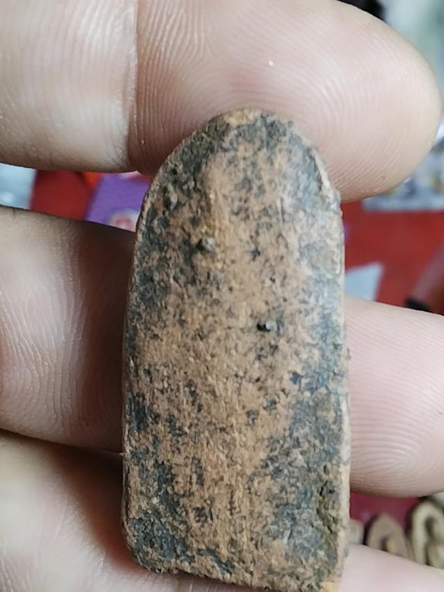 พระลือหน้ายักษ์ กรุเมืองเหนือ รูปที่ 3