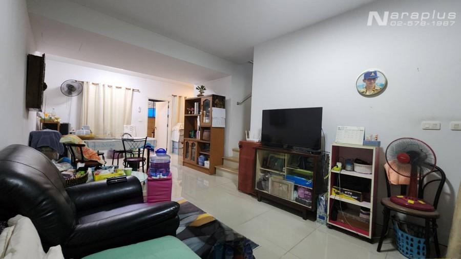 68060808 : ขายทาวน์เฮ้าส์ 2 ชั้น หน้ากว้าง 5.7 เมตร บนที่ดินขนาด 19.3 ตร.ว. หมู่บ้านพฤกษา วิลล์ 55/2 วงแหวน-รามอินทรา เฟส 2 สุเหร่าคลองหนึ่ง กรุงเทพ 6
