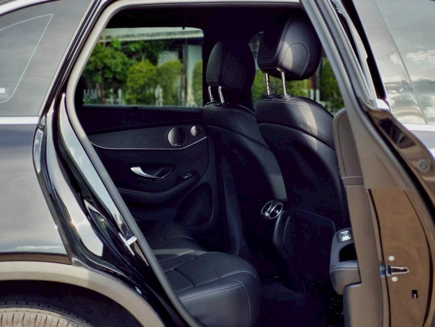 Benz GLC 300e 4MATIC AMG Dynamic ปี 2022 ไมล์ 41,xxx km. 8