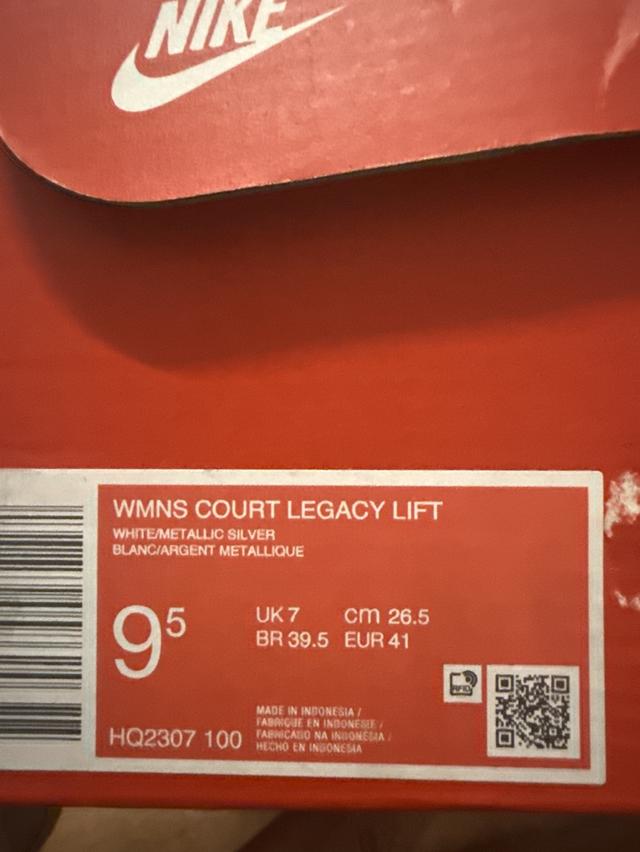 รองเท้า Nike court legacy lift