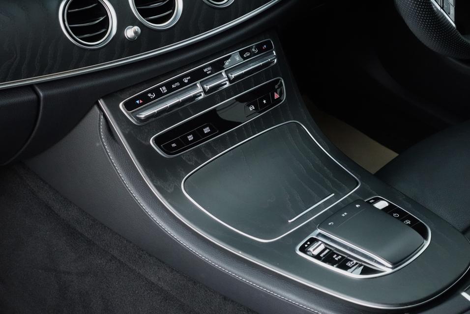 MERCEDES BENZ E300e AMG Dynamic Plug-in Hybrid ปี2021/2022 6