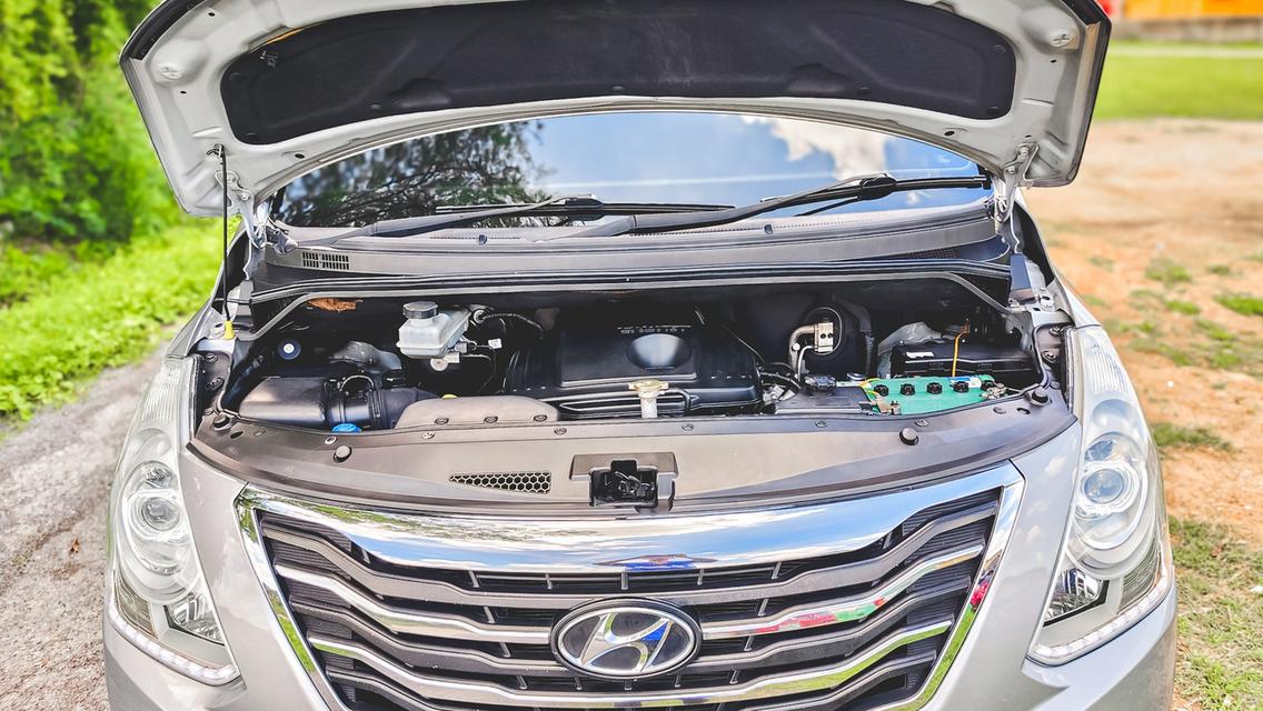 HYUNDAI H1 2.5 DELUXE A/T ปี 2013 จด 2014 🔥 รูปที่ 6