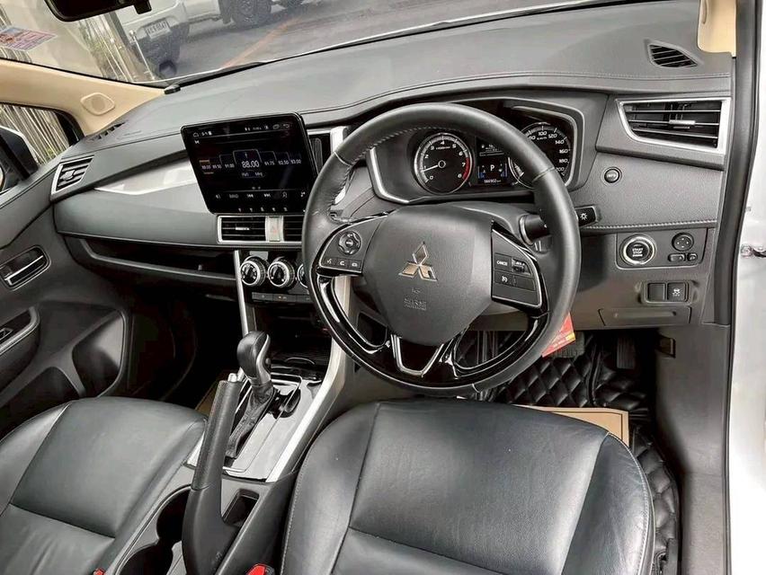MITSUBISHI XPENDER รุ่นปี 2020 สีขาว กรุงเทพมหานคร เชื้อเพลิง เบนซิน ไมล์ 67,xxx กม. ขาย 439,000.- โทร 085-1210072 Line id : kingrice79 10