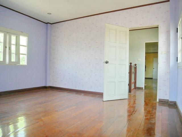 ขายบ้านเดี่ยว หมู่บ้านสี่ไชยทอง3 ซอย แจ้งวัฒนะ-ปากเกร็ด 24 ถนนแจ้งวัฒนะ ตำบลบางตลาด อำเภอปากเกร็ด นนทบุรี ใกล้ห้างเซ็นทรัล แจ้งวัฒนะใกล้ห้างบิ๊กซี 6