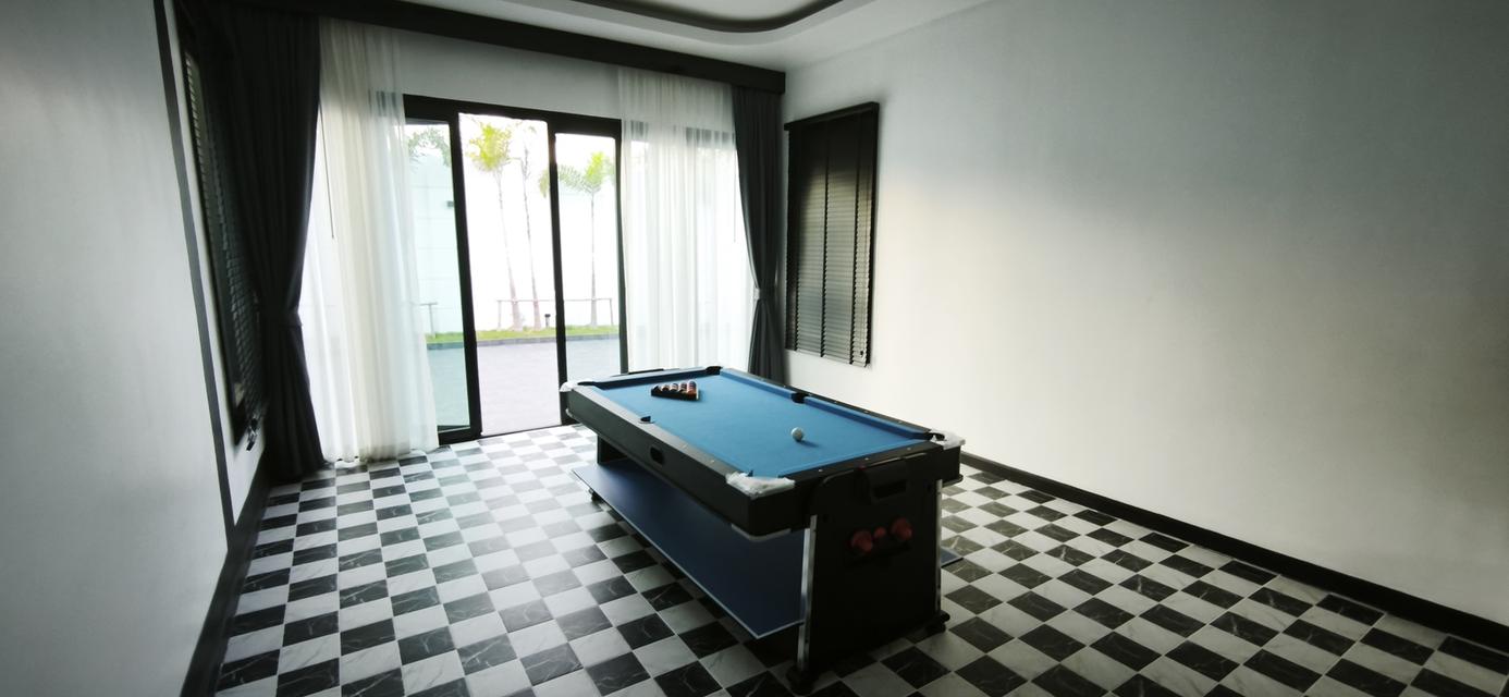Luxury Pool villa for sale Pattya 7