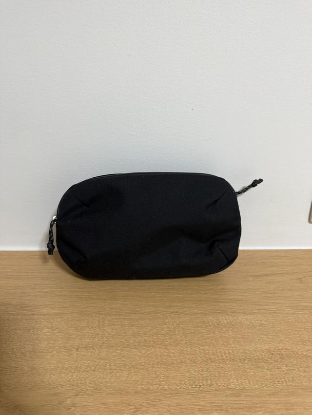 กระเป๋าสะพายข้าง orbitkey slings bag 2l