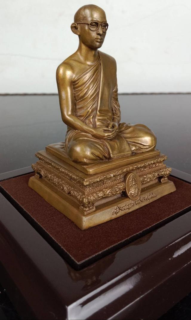 658.พระบรมรูปในหลวงทรงผนวช พลังแผ่นดิน ปี 2554 รูปที่ 7